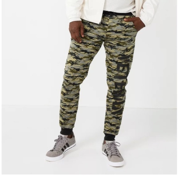 Men's size Large Community  Camo Veterans Jogger Pants, New with tag - Picture 1 of 6